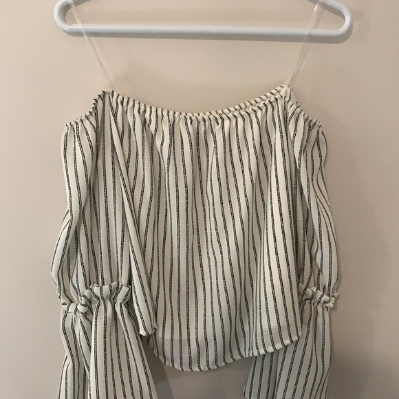 Off the shoulder top - Picture 9 of 11